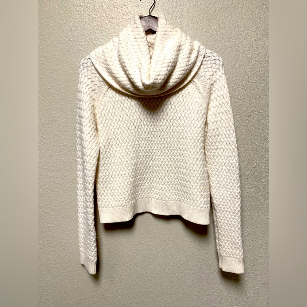 New York & Company Sz M women’s pearl white thick cowl-neck chunky sweater cozy - Picture 1 of 14